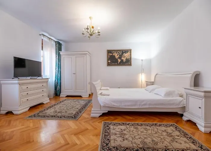 Conrad Haas Apartment